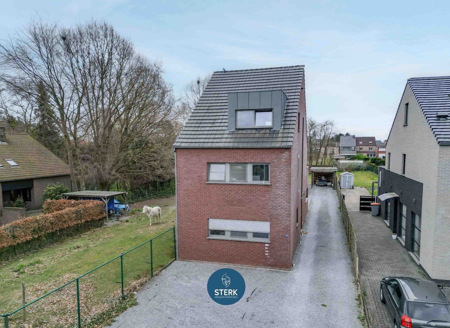 INSTAPKLAAR DUPLEX-APPARTEMENT MET ZOLDER TE MAASMECHELEN !  foto 4
