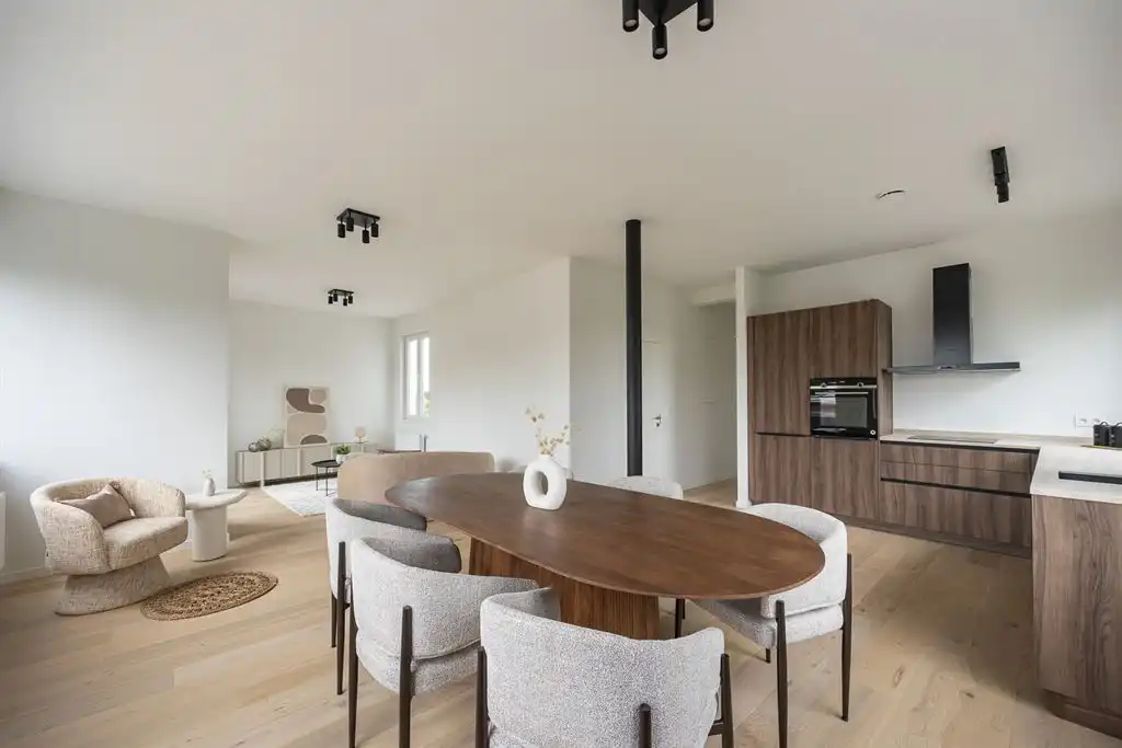Stijlvol nieuwbouwappartement met terras foto 5