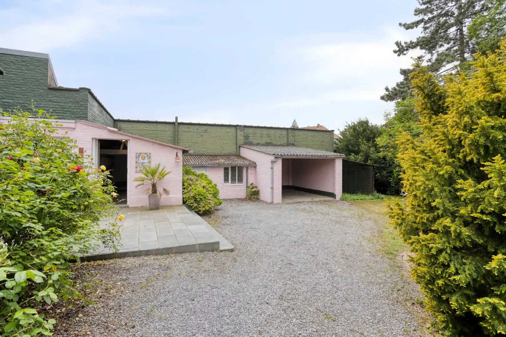 Te renoveren woning met tuin en garage in het centrum van Menen! foto 20