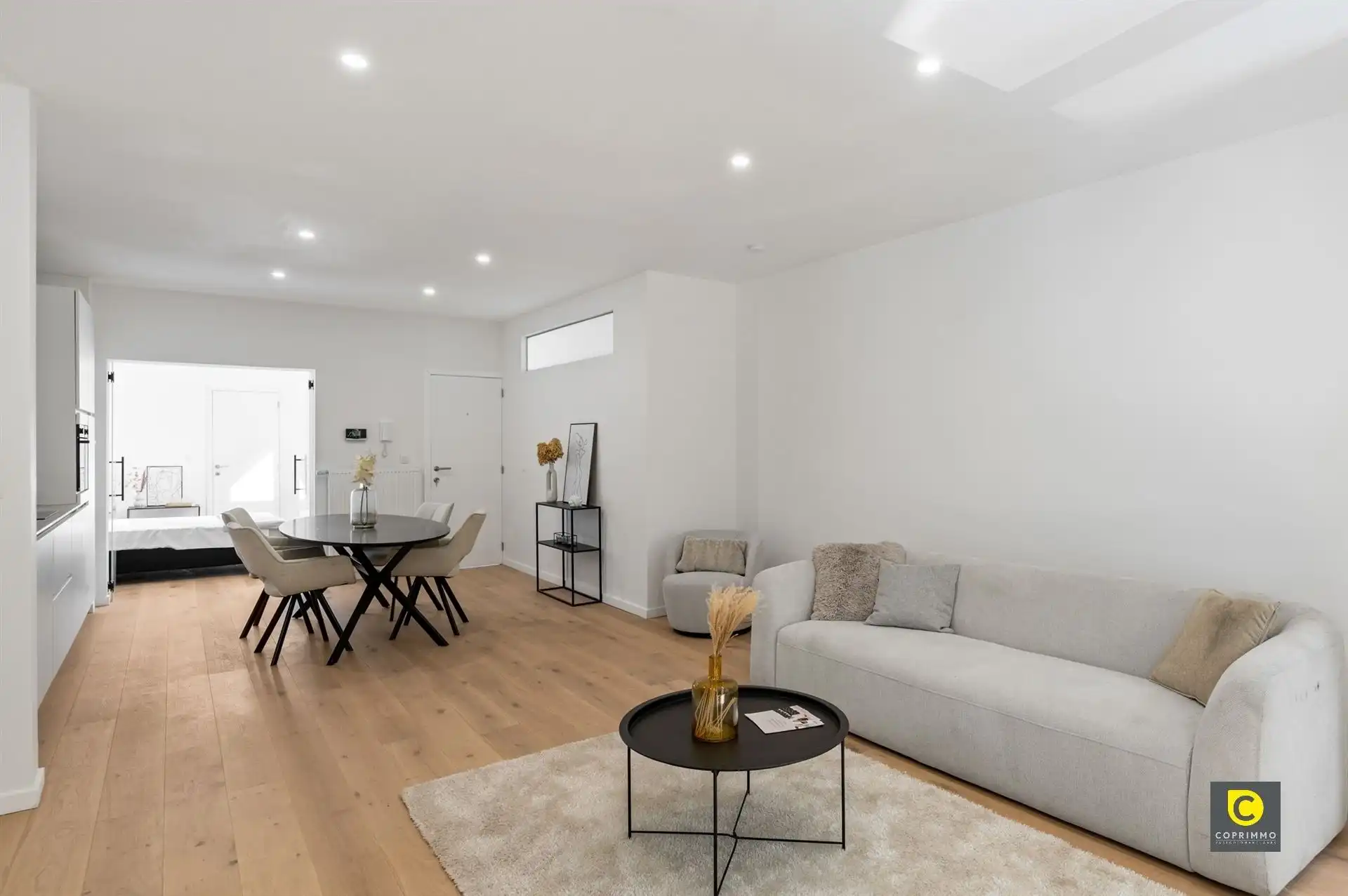 Recent gerenoveerd appartement op toplocatie! foto 4