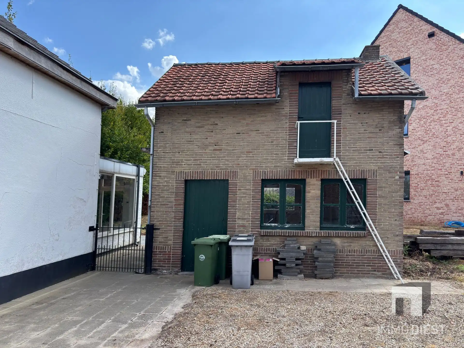Ruime betaalbare woning met veranda en bijgebouw foto 64