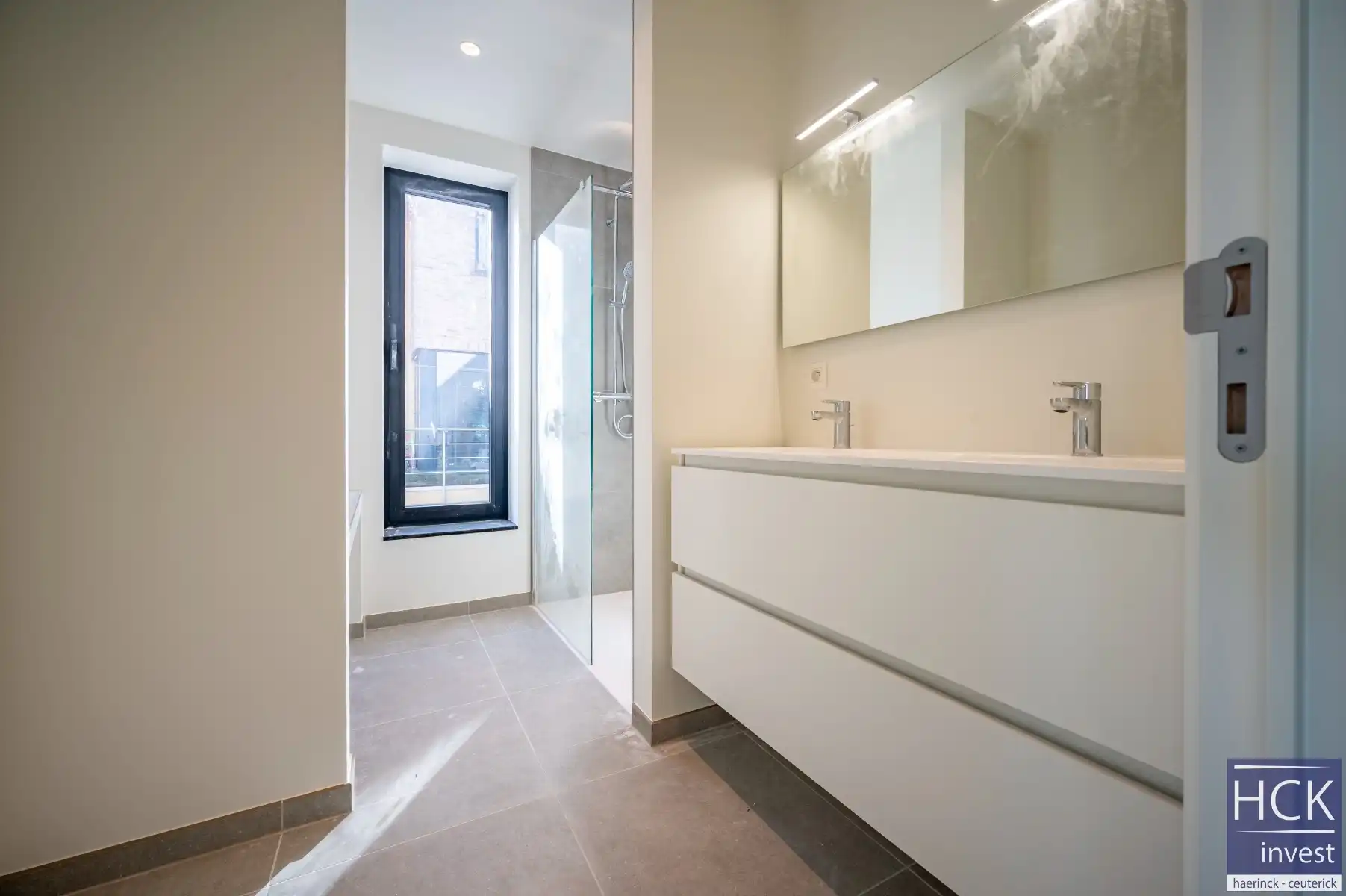 KRUISHOUTEM - Nieuwbouwappartement met high-end afwerking! foto 14