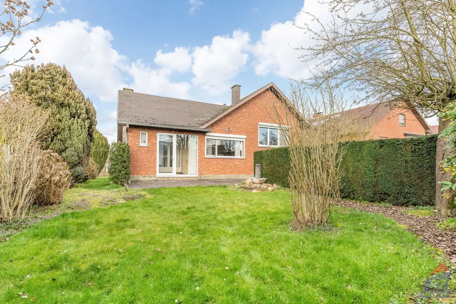 Charmante open bebouwing met 4 slaapkamers en zonnige tuin in het gezellige Velm foto 23