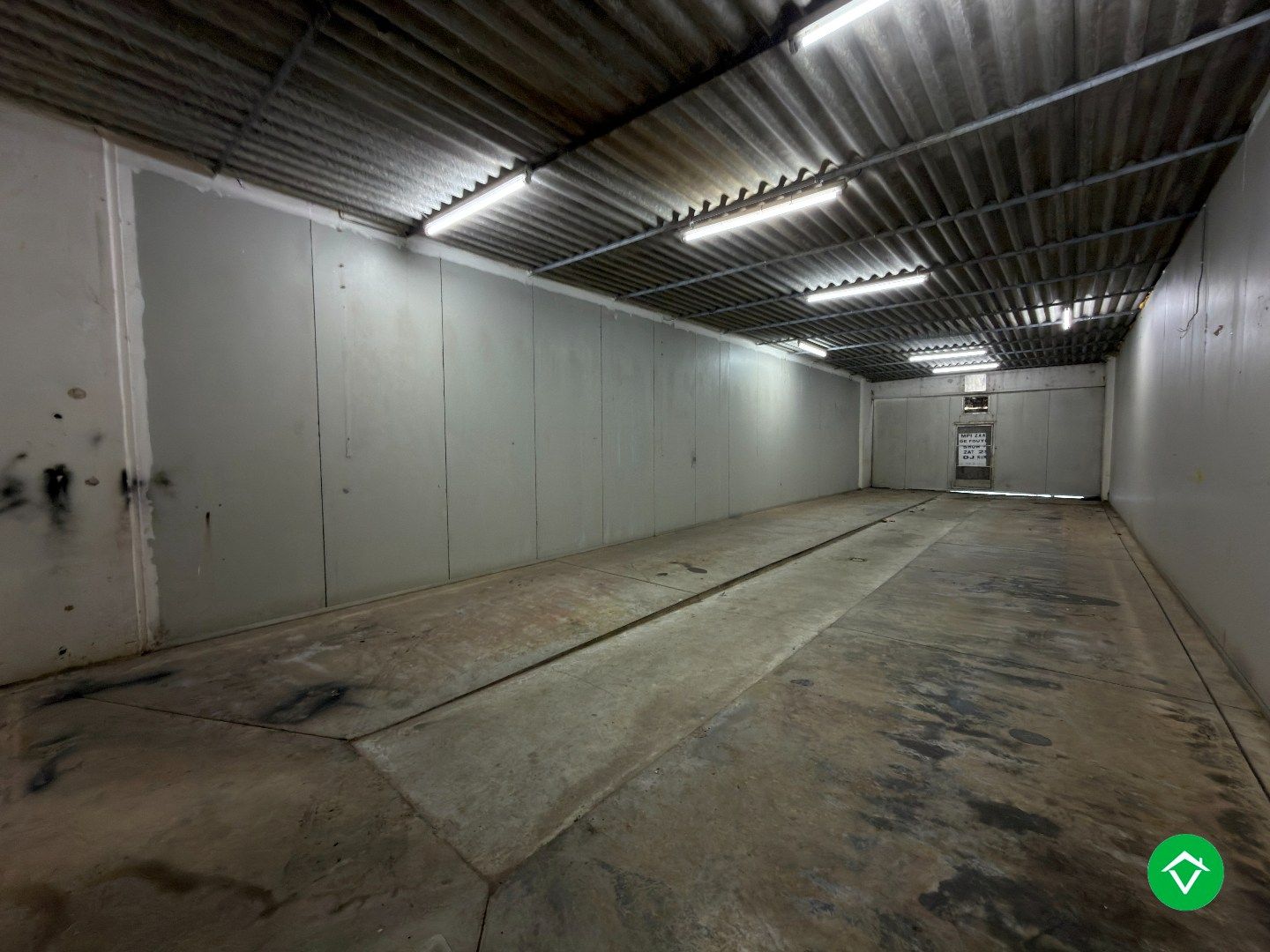 Opslagruimte te huur te Vladslo  foto 6