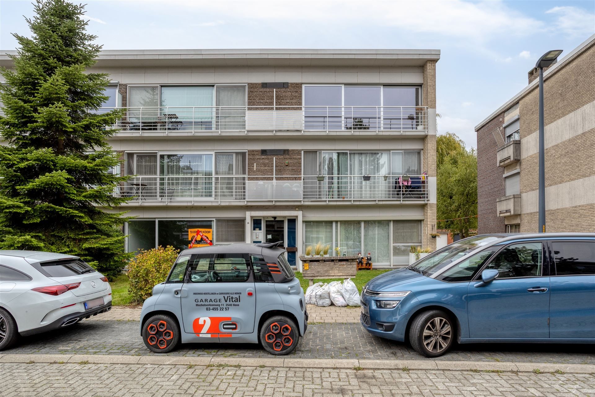 Volledig Gerenoveerd appartement met 3 Slaapkamers en terras foto 21