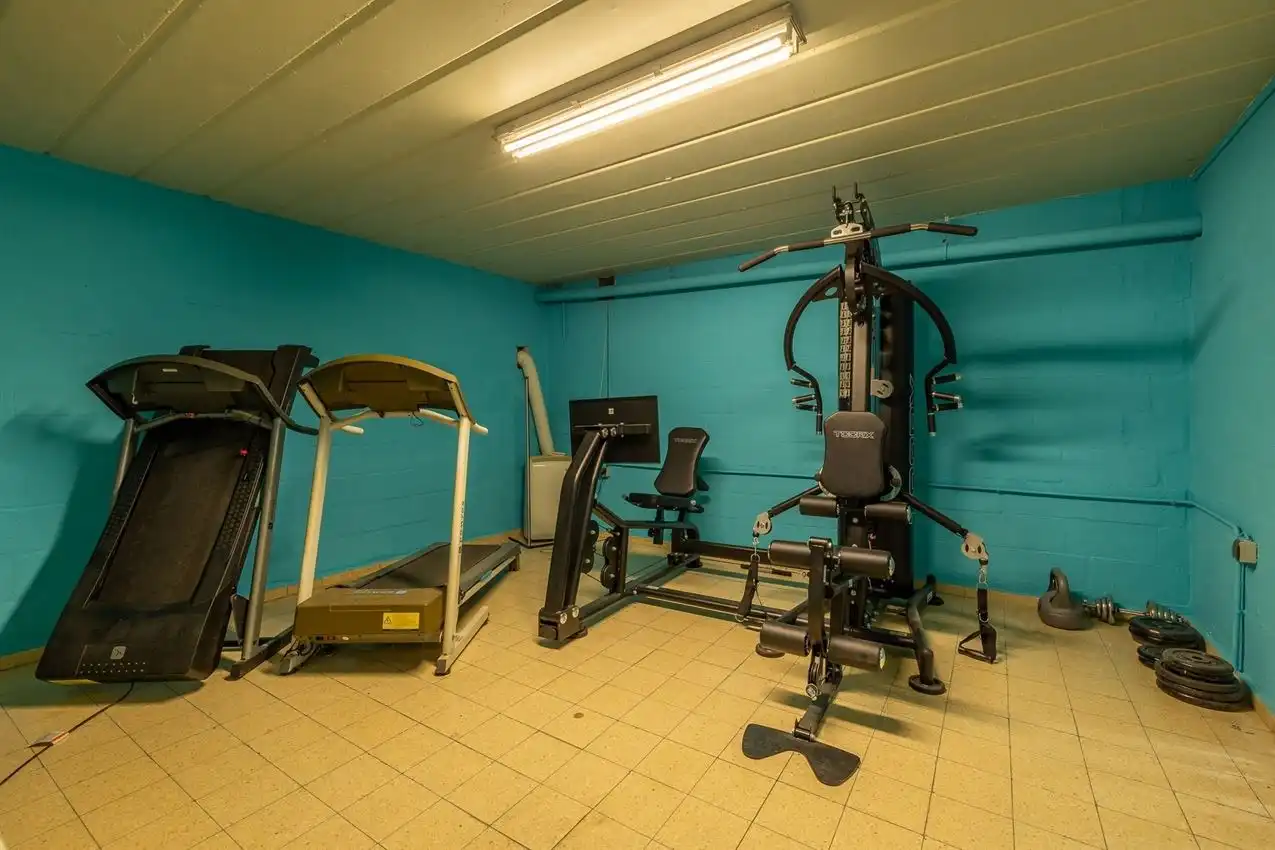 Moderne "Engelse charme, hedendaagse verfijning in oase van groen foto 32