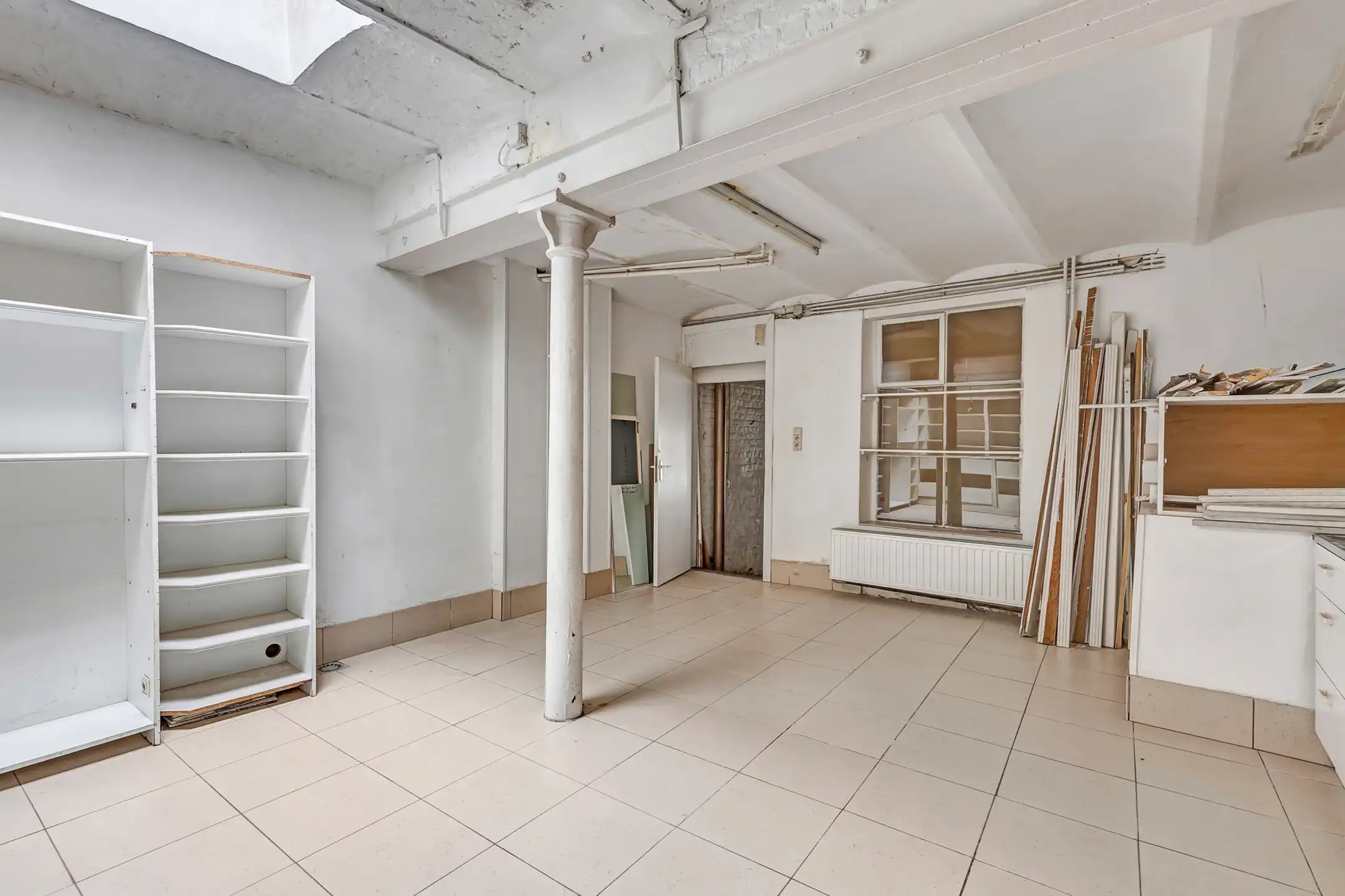 Casco handelspand in Basiliekstraat Halle foto 14