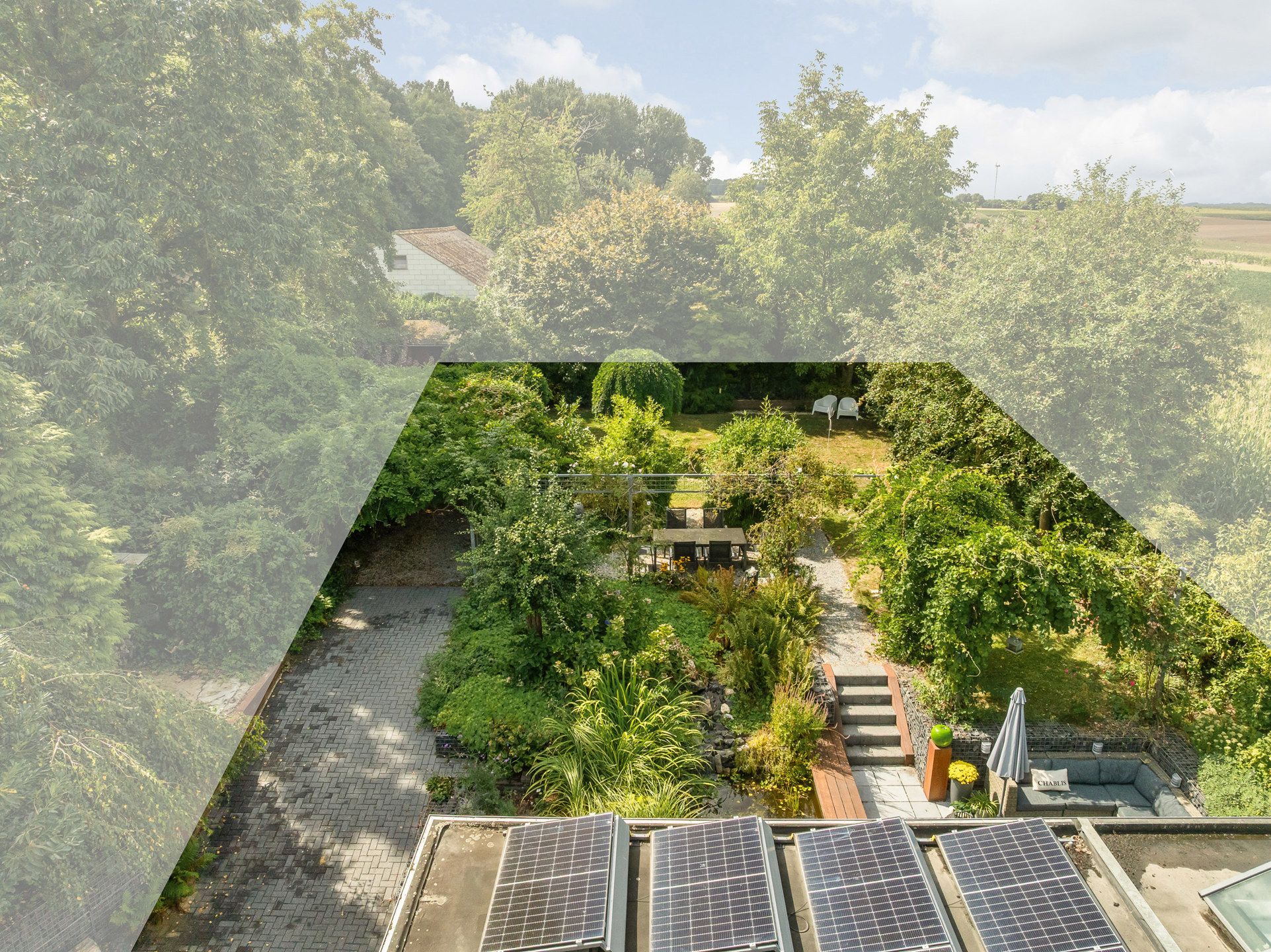 Vrijstaande gezinswoning met 228m2 woonopp. te Herderen foto 33