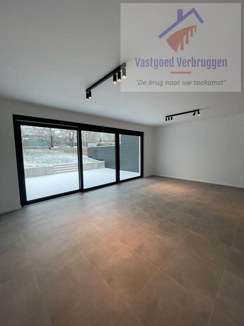 Stijlvolle nieuwbouwwoning in het hart van Mere foto 2