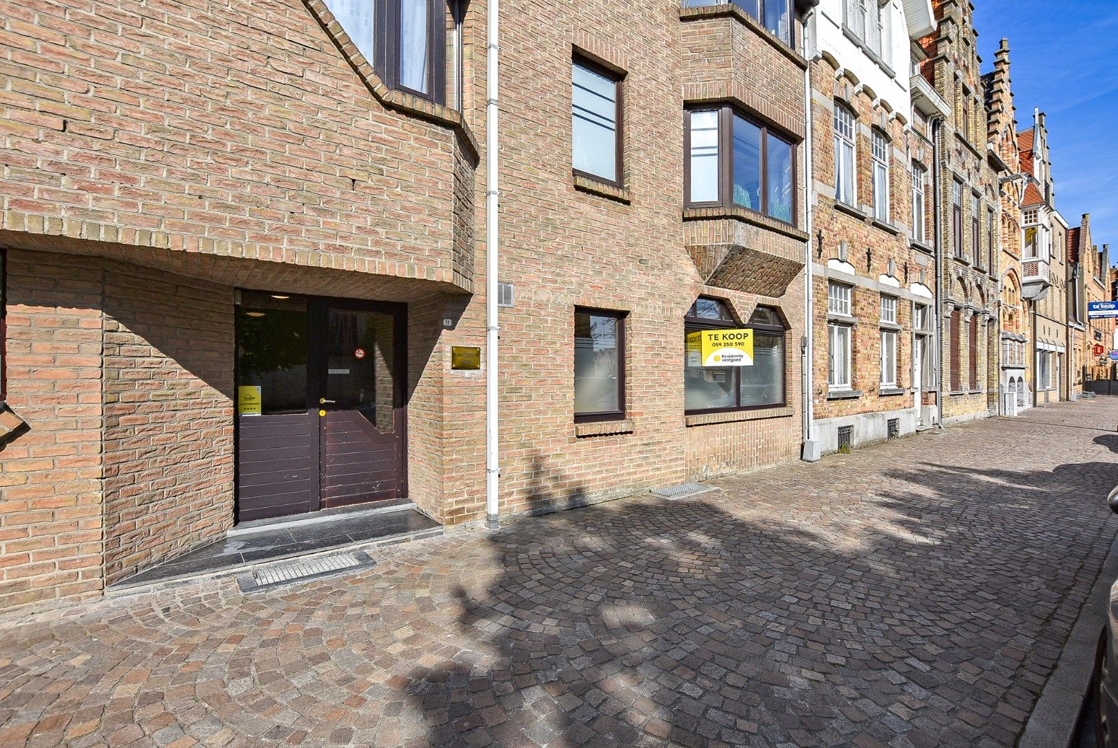Hoofdfoto van de publicatie: Ruim gelijkvloers appartement (127 m²) met tuin (30 m²) en 2 slaapkamers in hartje Nieuwpoort-stad
