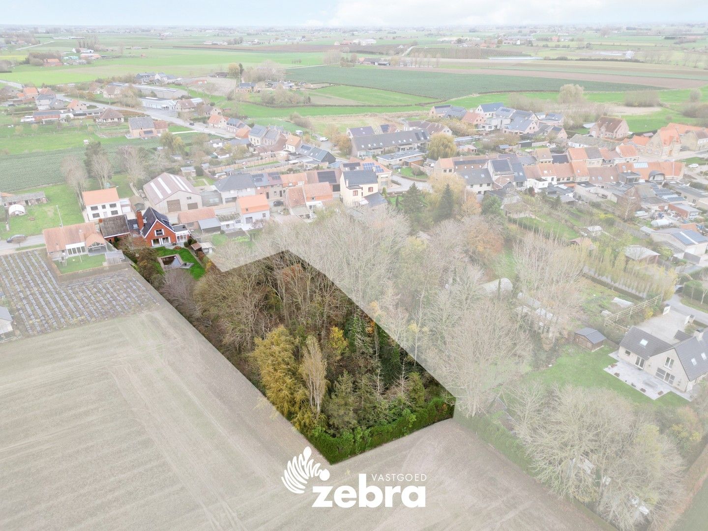 Ruime woning met grote tuin, zwemvijver en schuur in Beveren aan de IJzer! foto 30