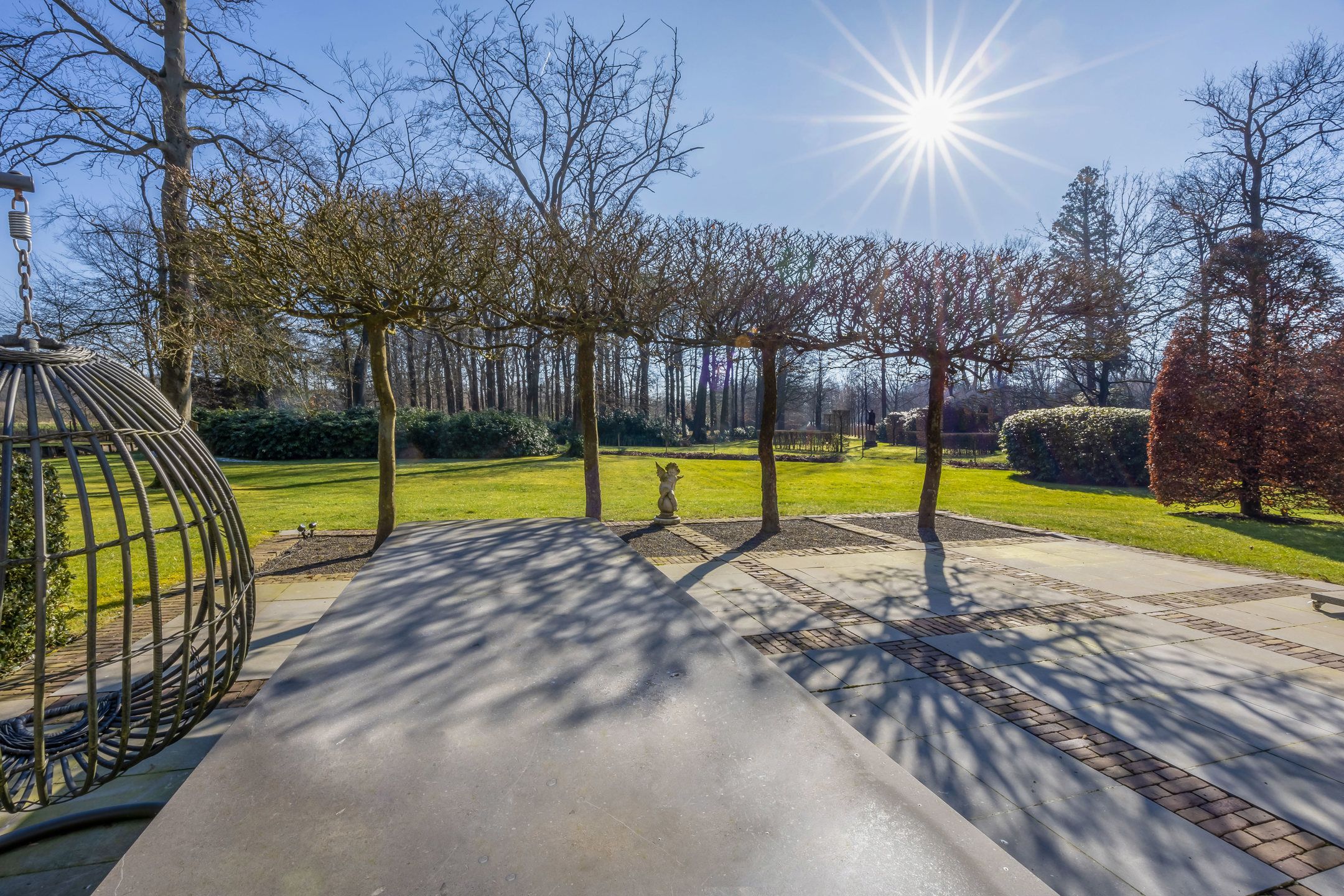 Exclusieve kasteelhoeve met zwembad op 2,7 ha grond, grenzend aan natuurgebied foto 9