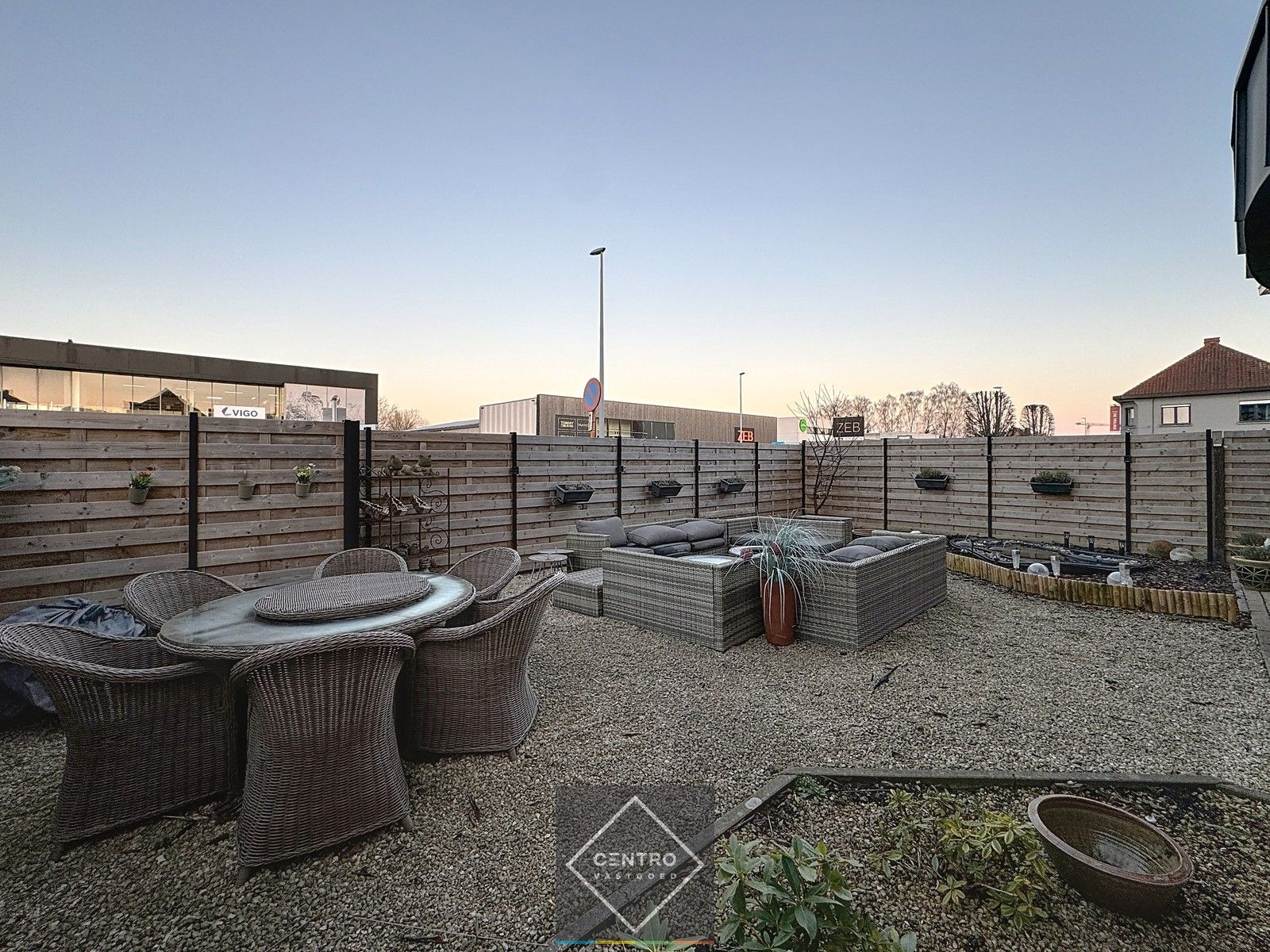 Appartement met 2 slpks MET garagebox en RUIME zonneterrassen! foto 17