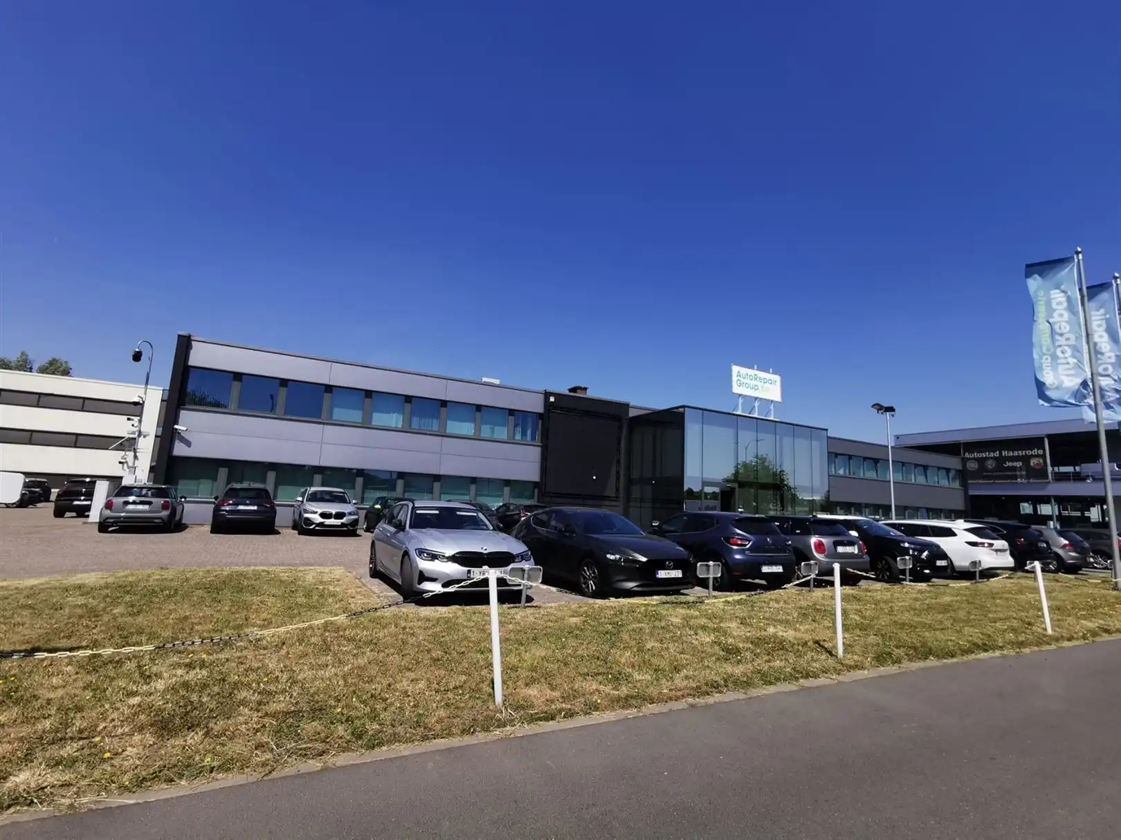 Instapklaar kantoor te huur in Heverlee foto {{pictureIndex}}