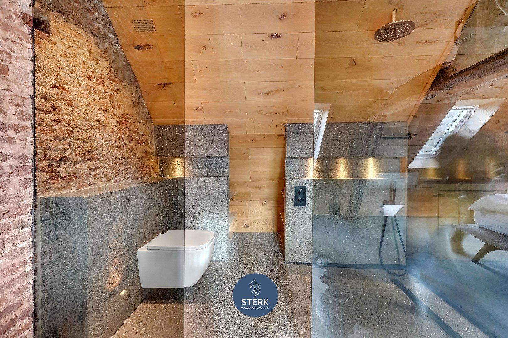 AUTHENTIEKE WONING MET 2 SLPKS IN HET HISTORISCH CENTRUM VAN OUD-REKEM ! foto 19