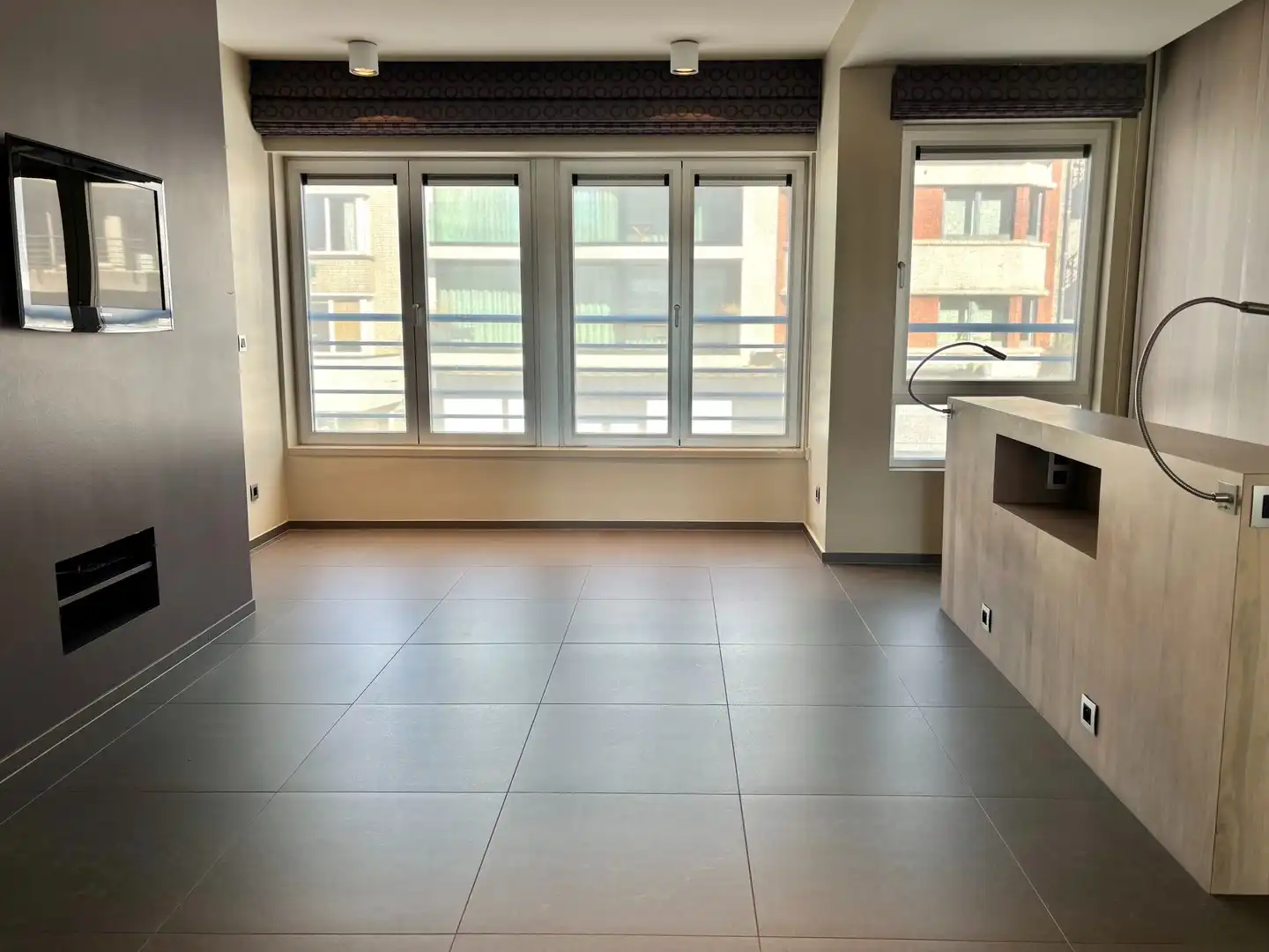 Uitzonderlijk ruim en gerenoveerd duplexappartement met 5 slaapkamers met zonnig terras in Sint-Idesbald foto 7
