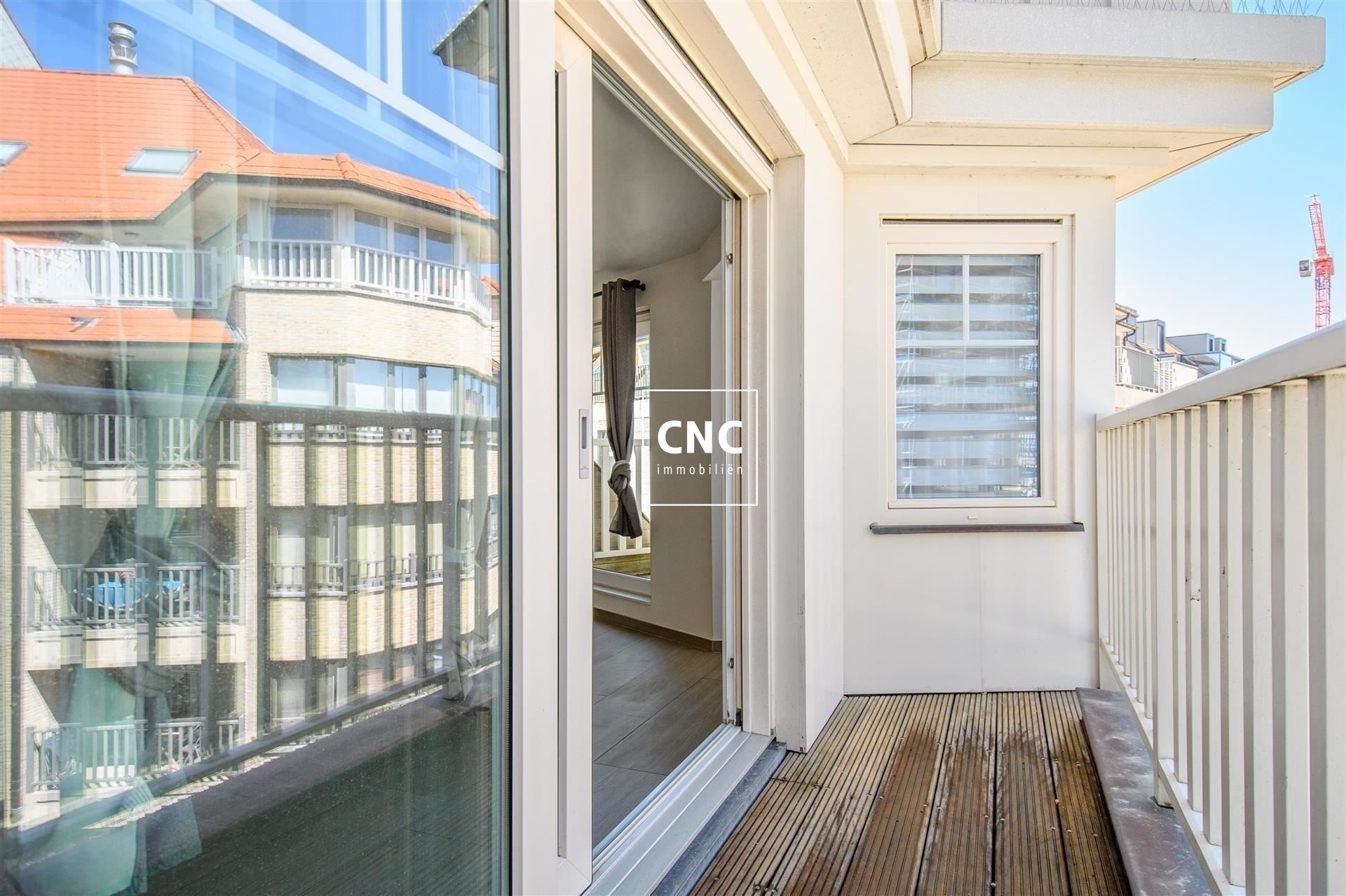 Lichtrijk en prachtig afgewerkt duplex-appartement foto 5