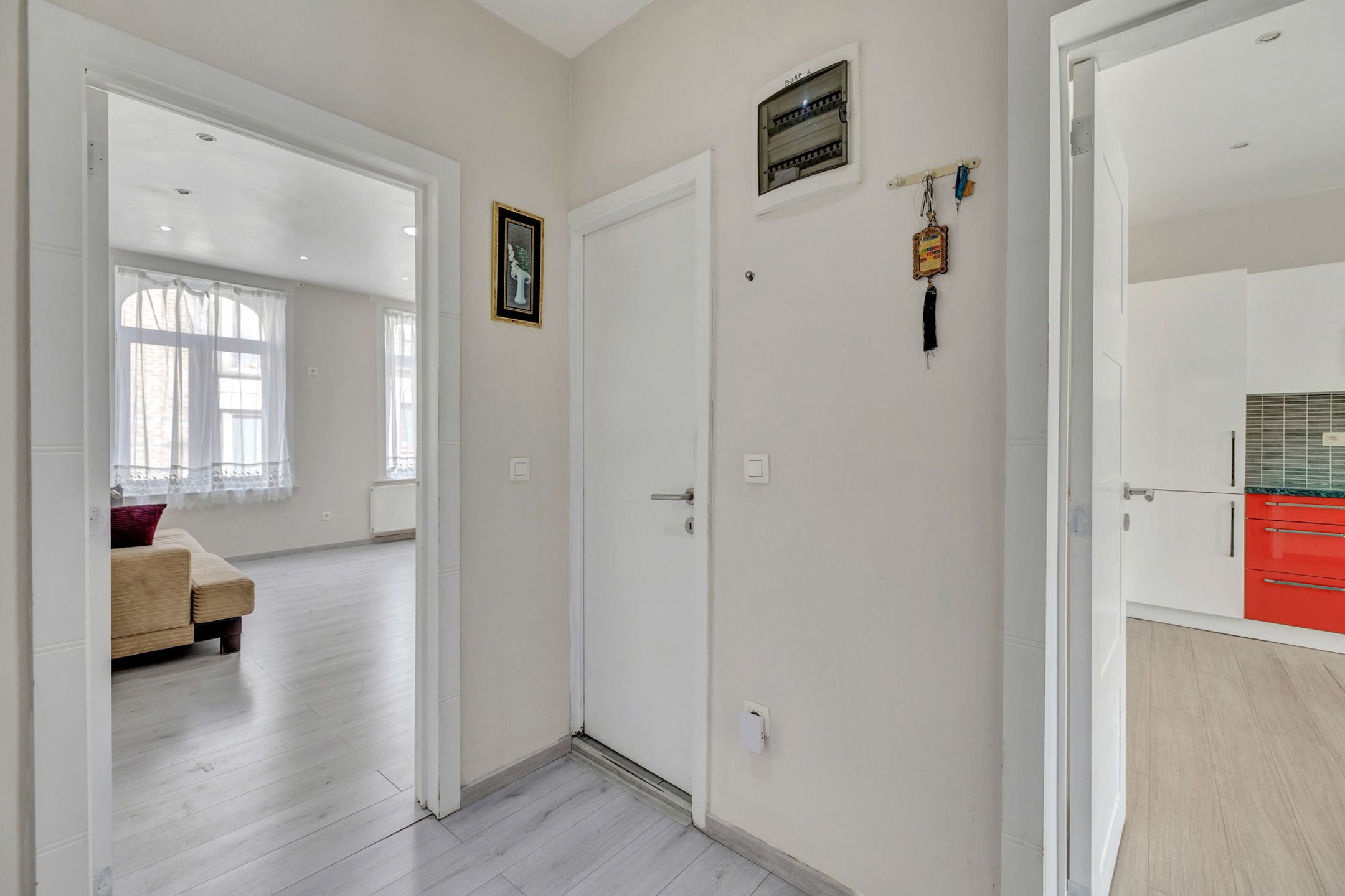 Instapklare handelsruimte met ruim triplex appartement  foto 5