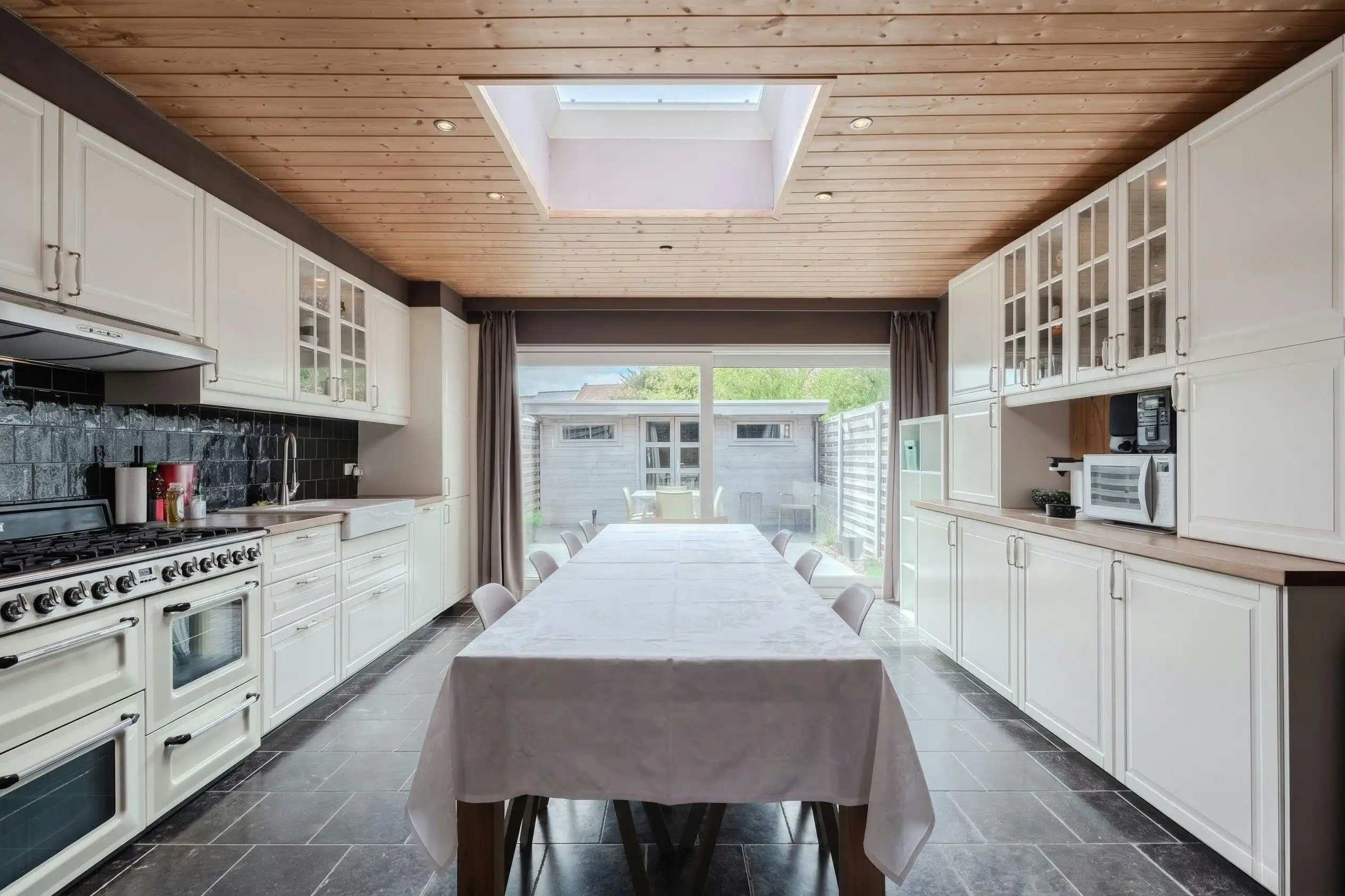 Instapklare woning met zongericht terras in centrum Middelkerke! foto 2