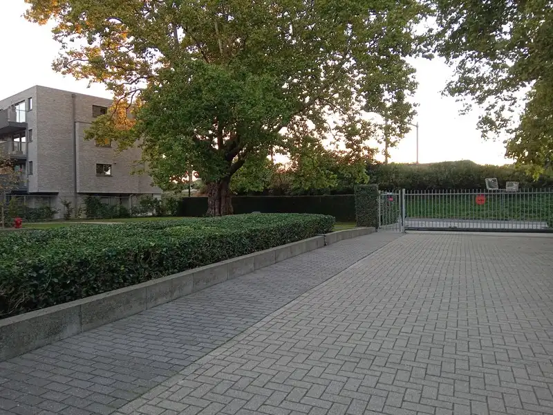 Comfortabel wonen vlakbij het centrum met eigen parking foto 23