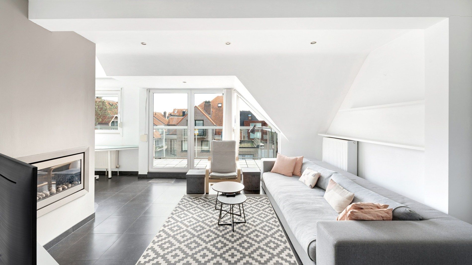 Ruim duplex appartement met zonnige terrassen in hartje Knokke foto 6
