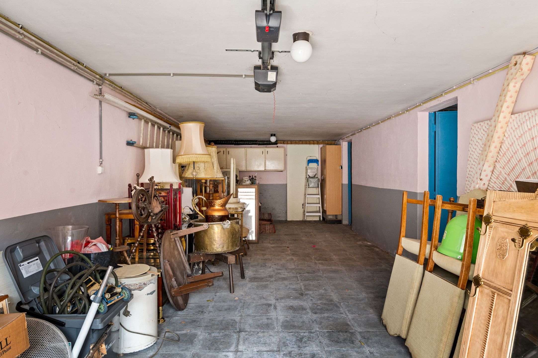 Ruime, te renoveren gezinswoning met 4 slpks, garage en tuin foto 21