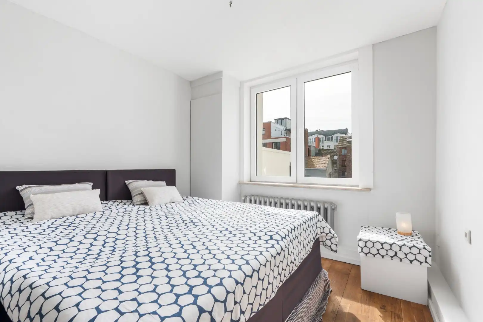 Ruim 1-slaapkamerappartement te koop in hartje Oostende – topligging nabij zee en centrum foto 11