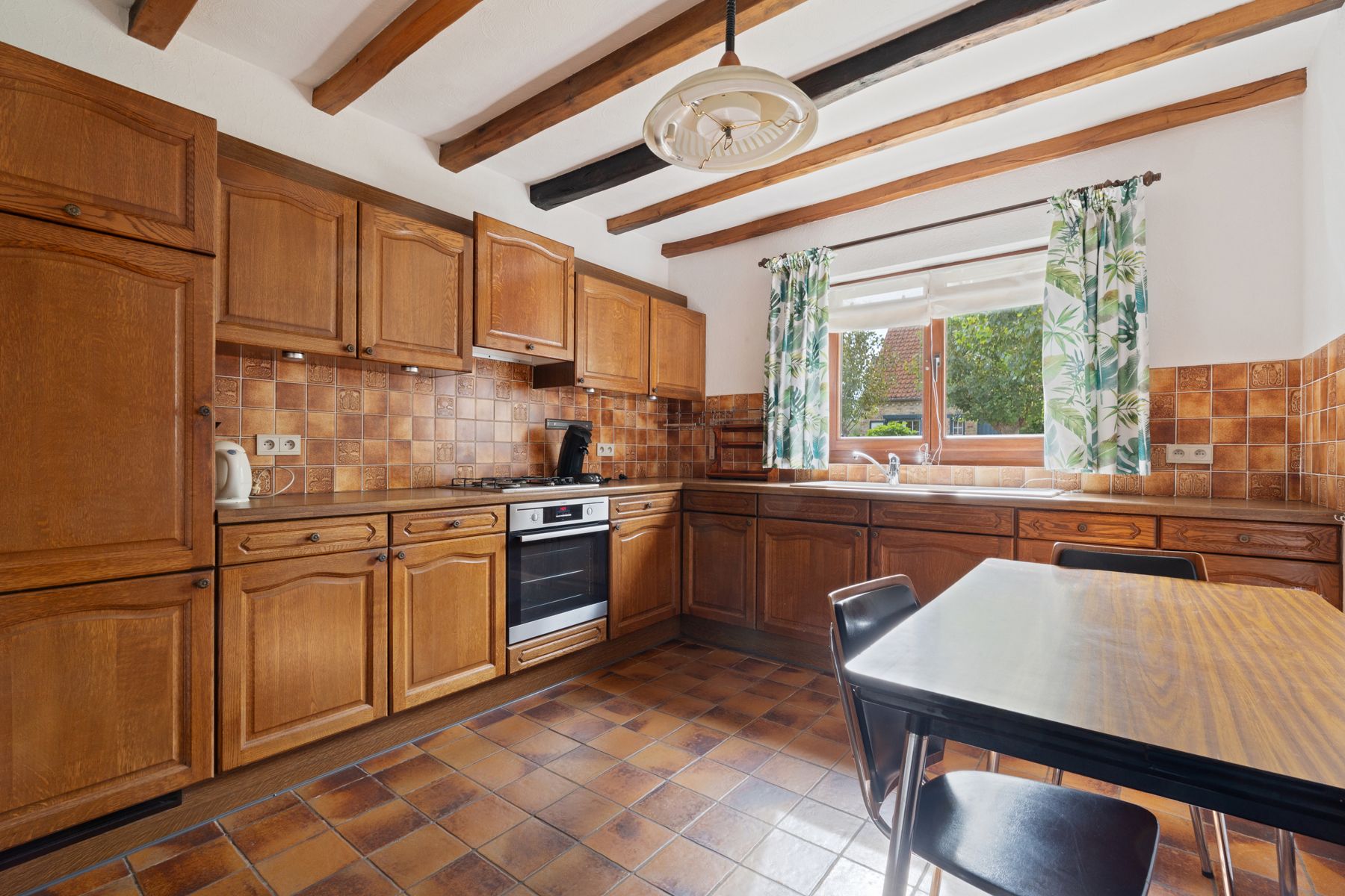 Ruime vrijstaande woning foto 10