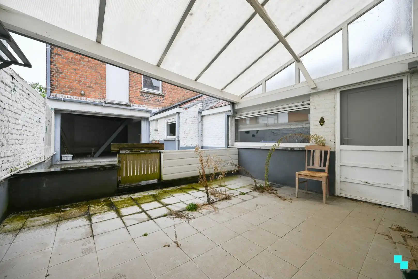 Te renoveren ééngezinswoning met vier slaapkamers en stockagemogelijkheden te Izegem foto 14