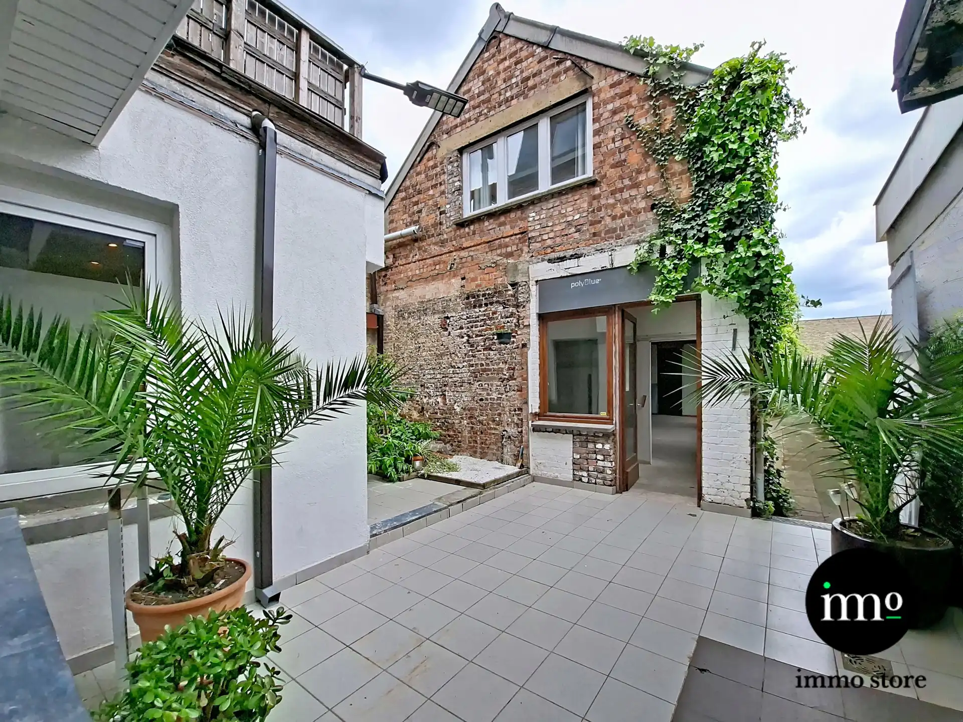 Voormalige bakkerswoning met atelier en tuin foto 19