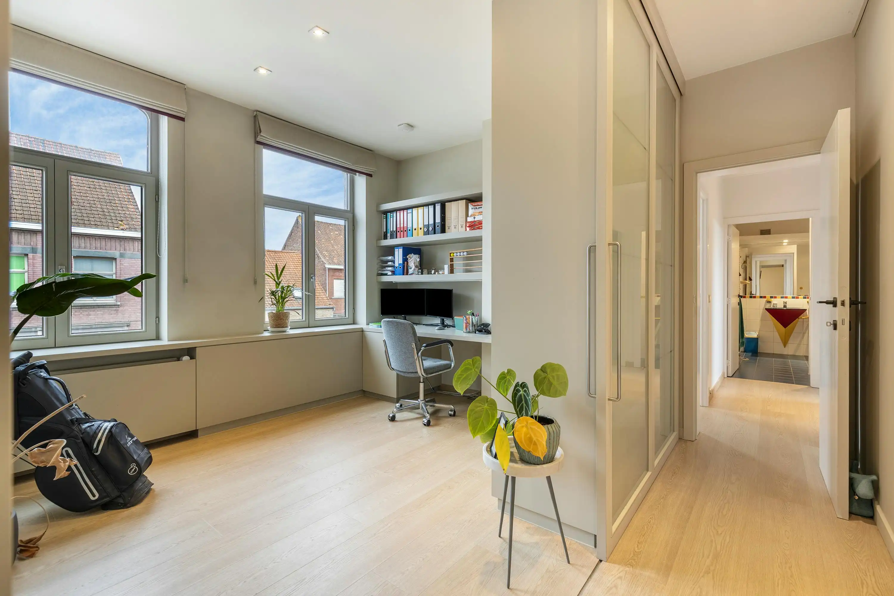 Gerenoveerde burgerwoning met 5 kamers te koop Beveren-Leie foto 13