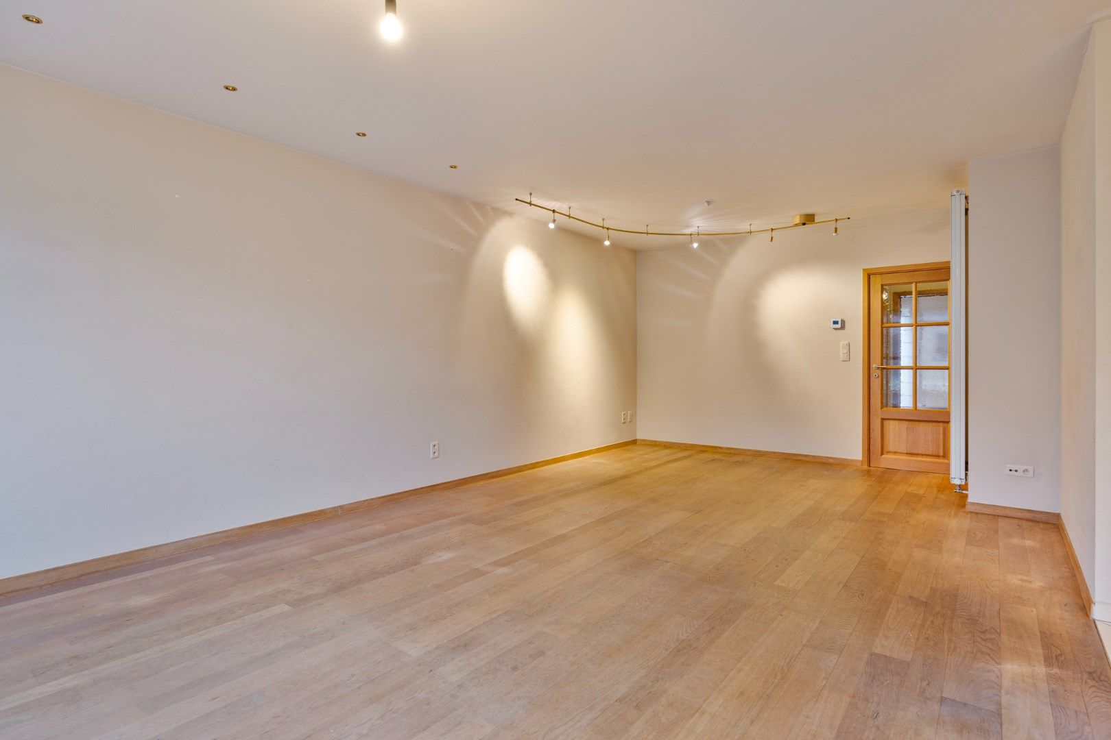 Prima onderhouden 2 SLPKS appartement nabij het centrum van Mol foto 4