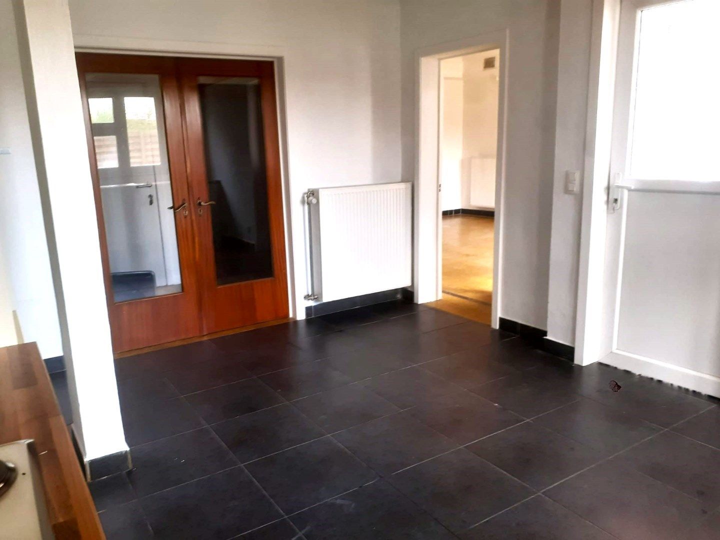 Zeer ruim gelijkvloers appartement met 3 slaapkamers / 2 badkamers & tuin - 175m² foto 9