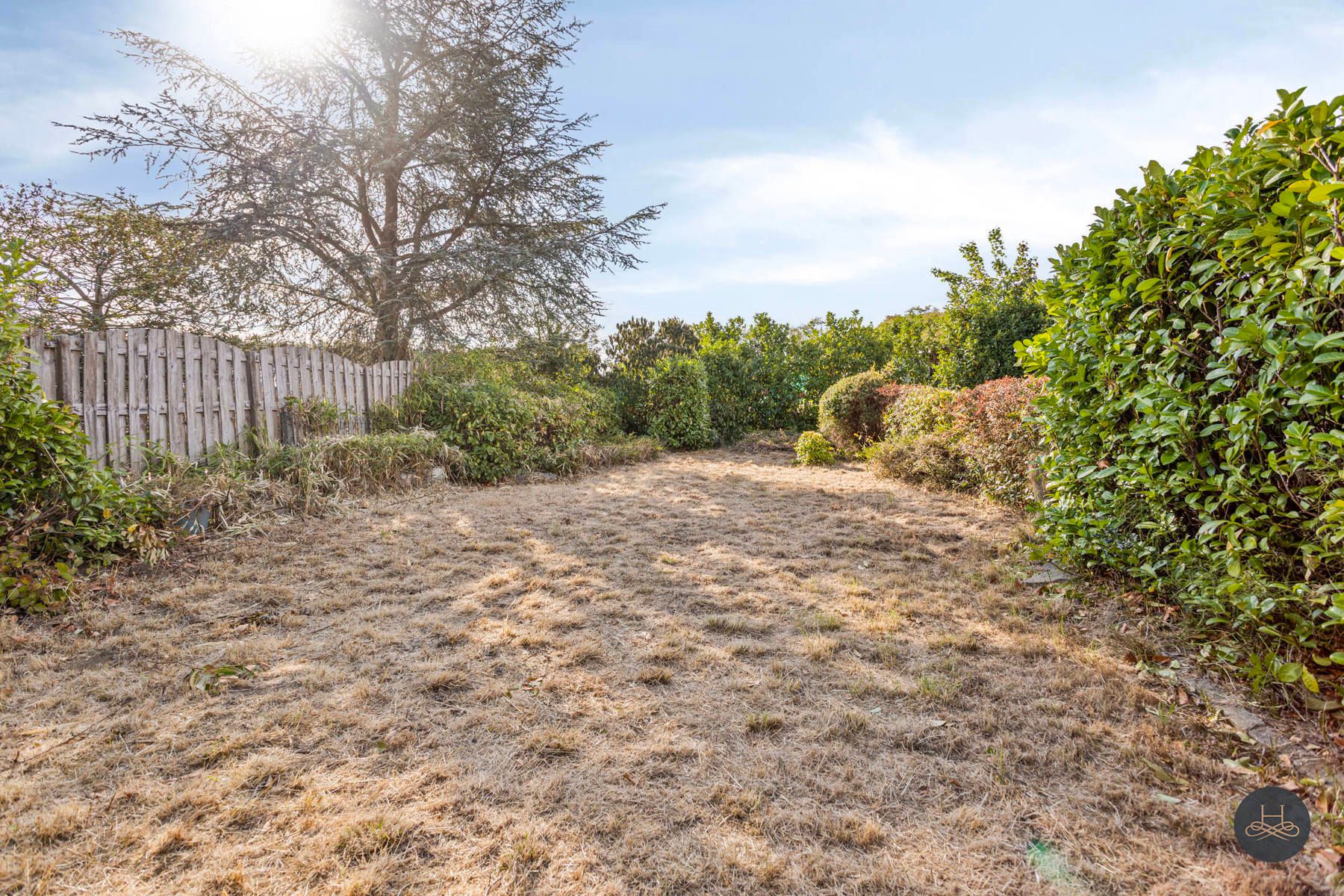Karaktervolle en ruime halfopen woning met leuke tuin foto 26