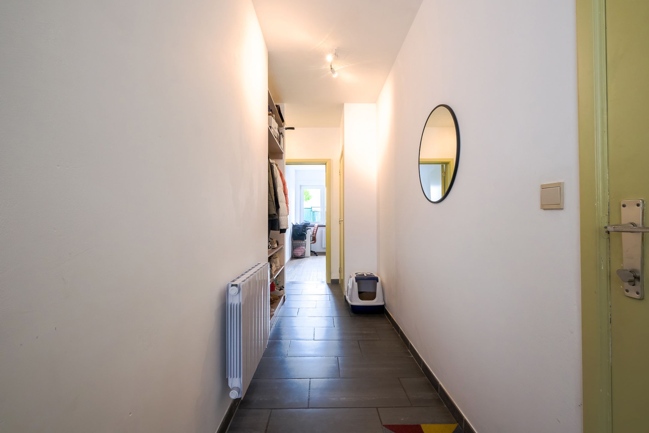 Instapklaar gelijkvloers appartement met tuin in Lier foto 6