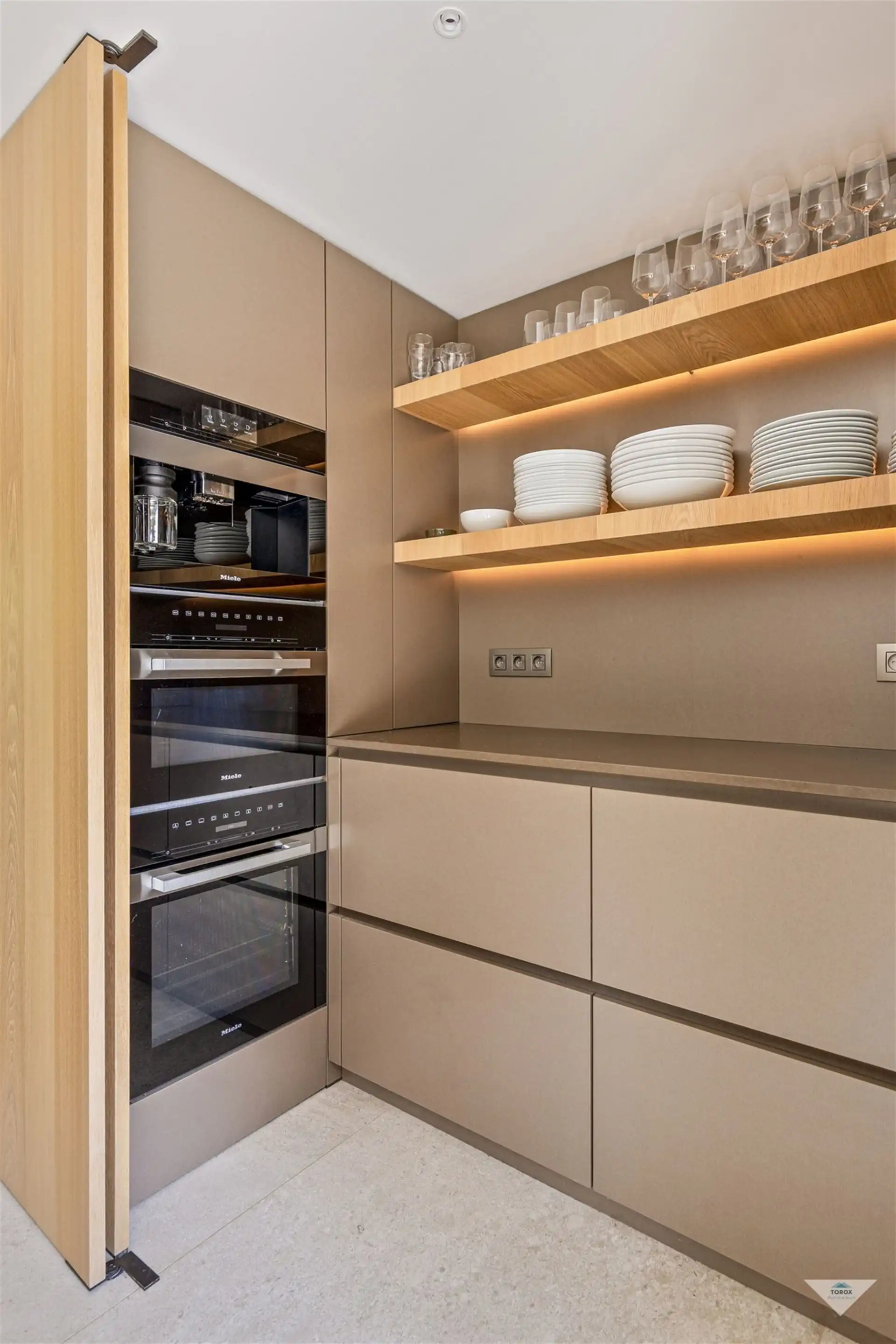 Exclusieve villa in het groene Linden foto 7