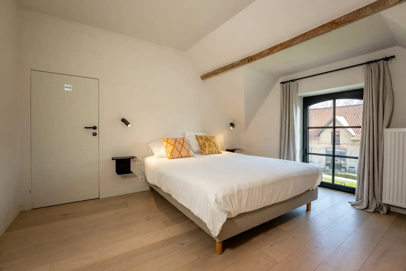 Exclusieve historische herenhoeve 'Groot Noordhof' met 8 vergunde vakantielogies op topligging nabij zee foto 50