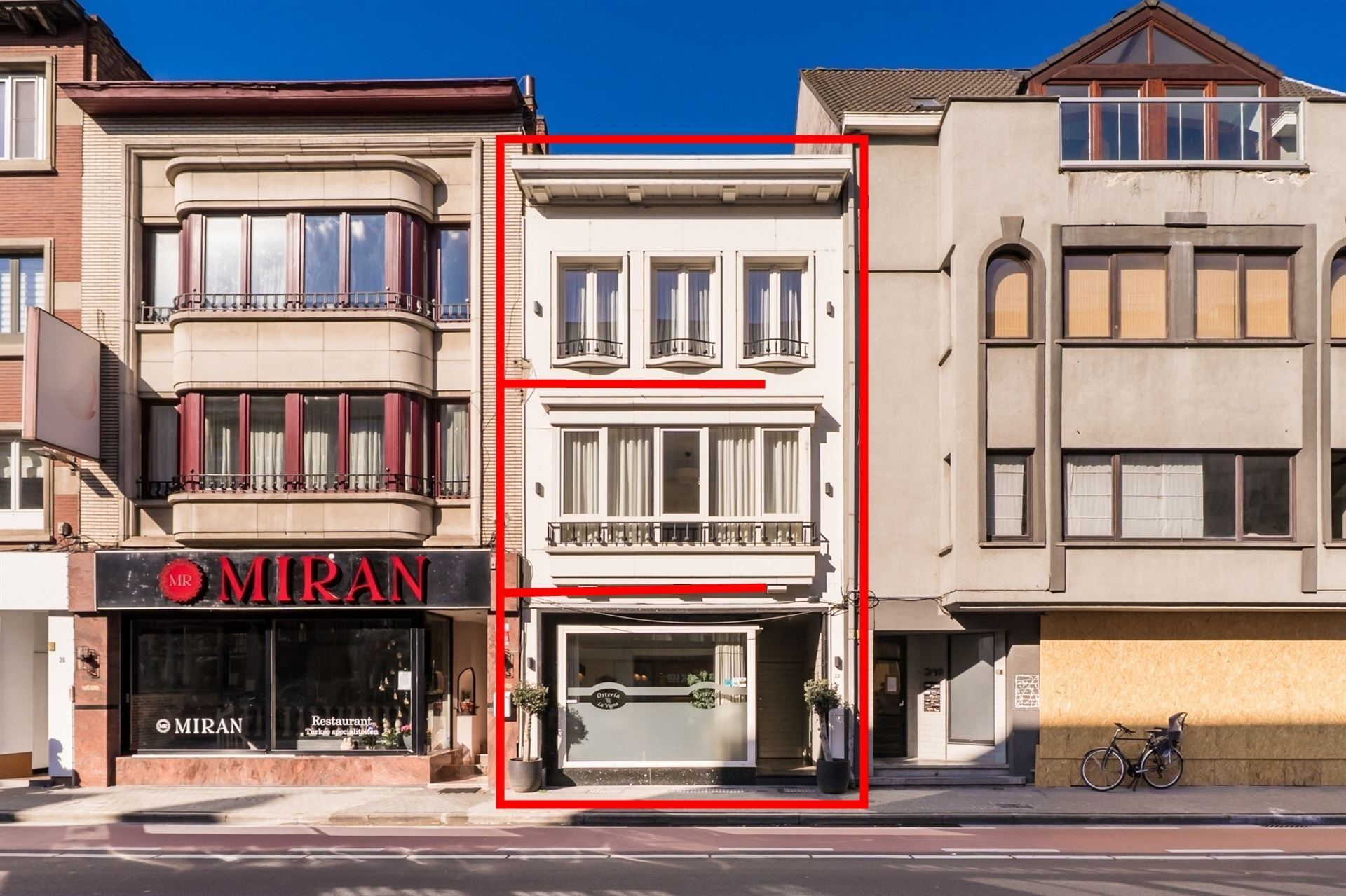 Handelspand op levendige locatie in Mechelen foto {{pictureIndex}}