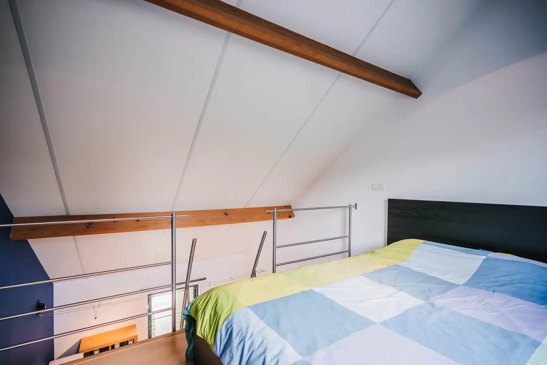 Stijlvolle, eigentijdse woning op een ruim perceel foto 35