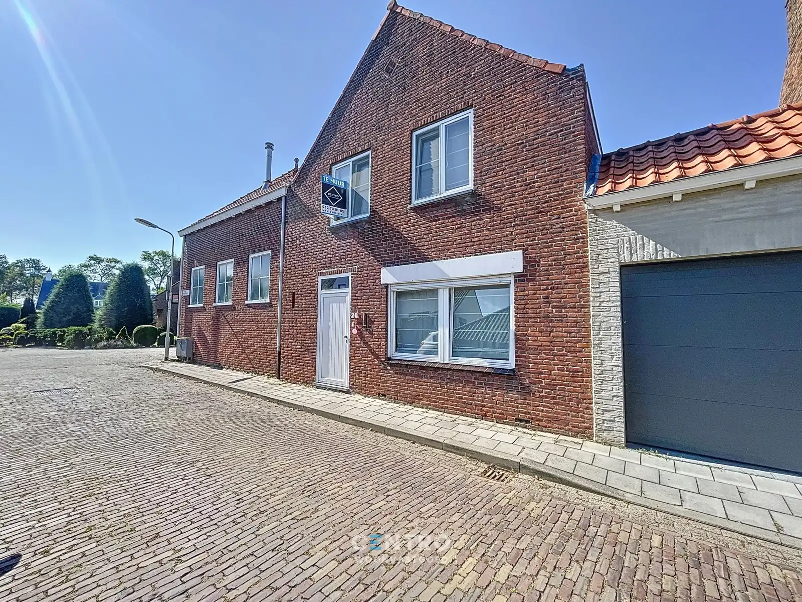 Uiterst charmant gelegen woning met 3 slpks! foto 2