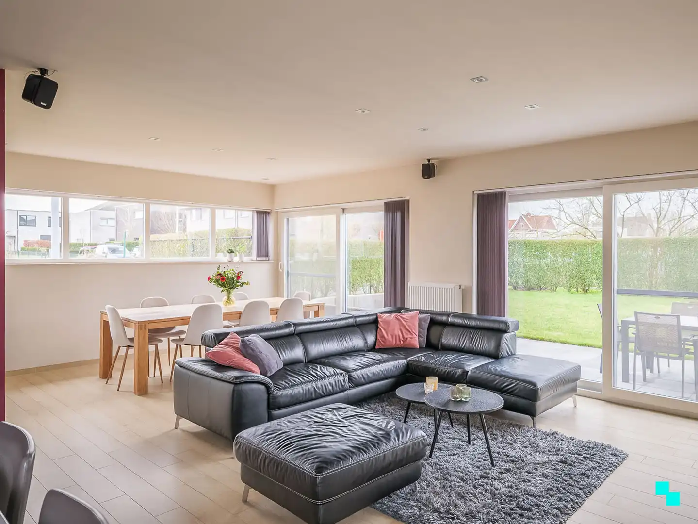 Recente villa in woonwijk te Merelbeke Kwenenbos foto 5