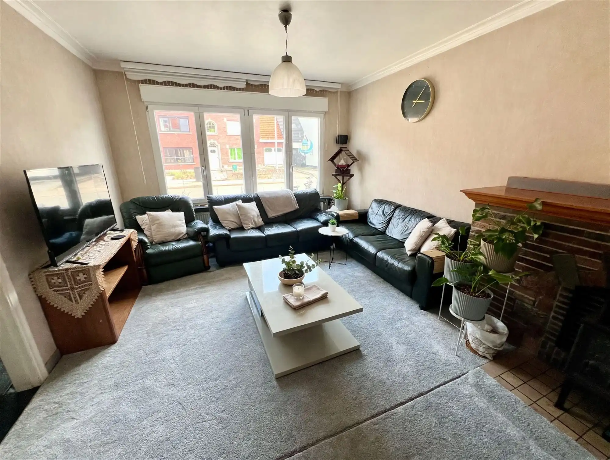 Huis met 5 slpks, 2 badk, dubbele oprit en tuin op 250 m² foto 3