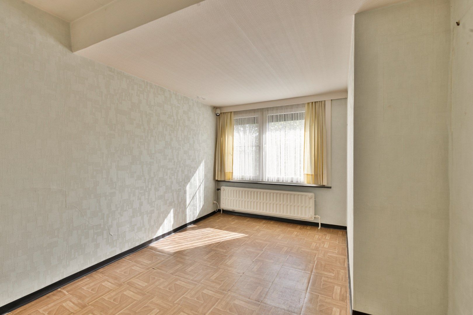 Ruim duplexappartement met 3 slaapkamers en garage! foto 13