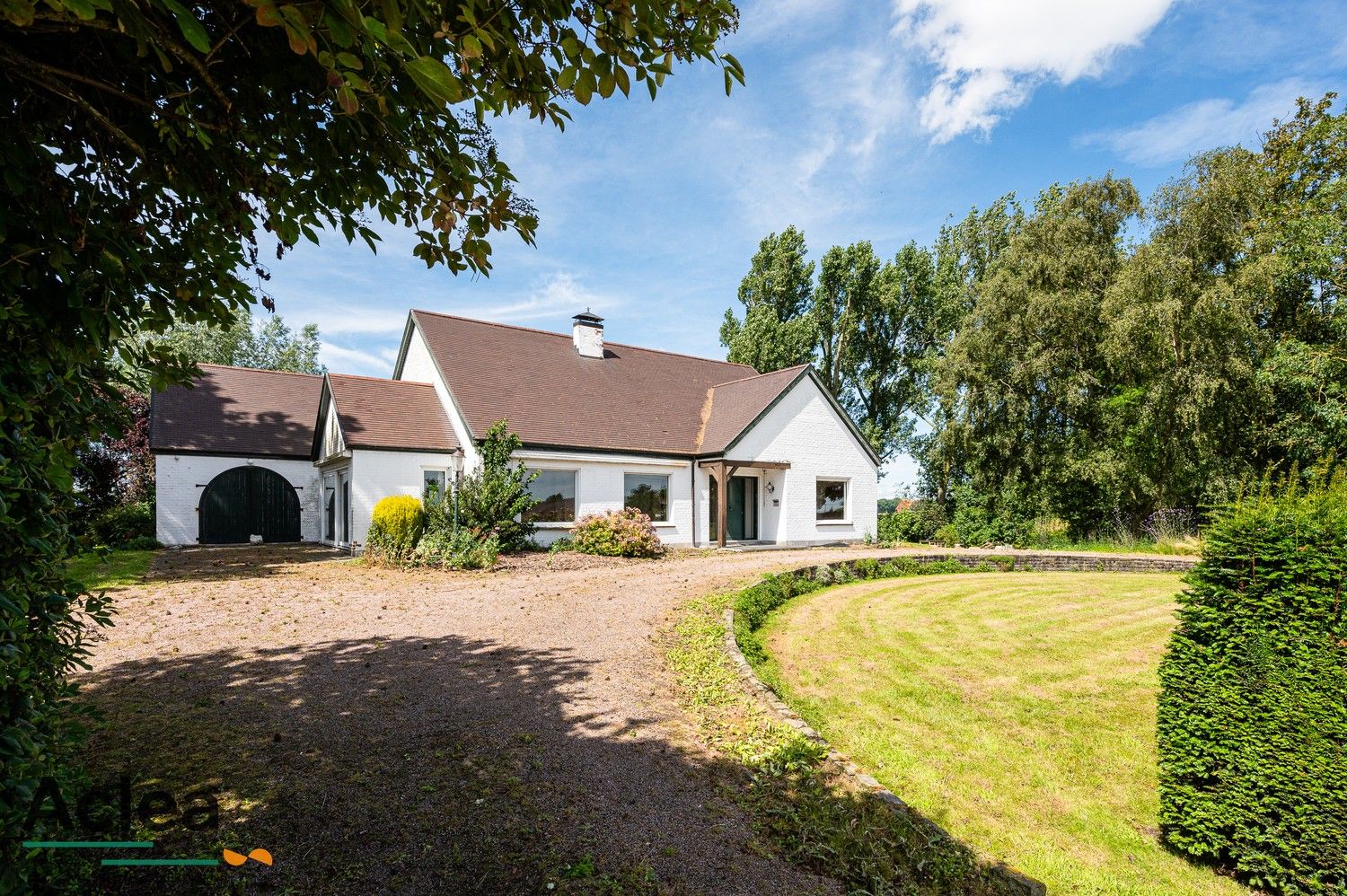 Landhuis op een idyllische locatie te midden het krekengebied foto 5