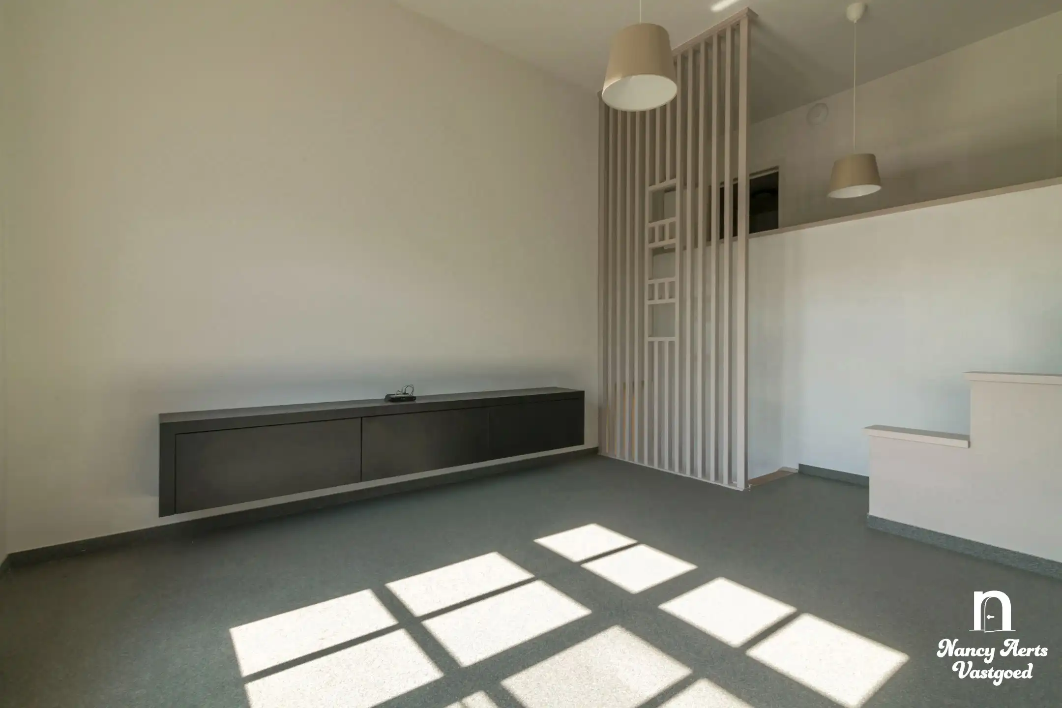 Loods van 550 m² met kantoor en woning met 4 slaapkamers foto 54