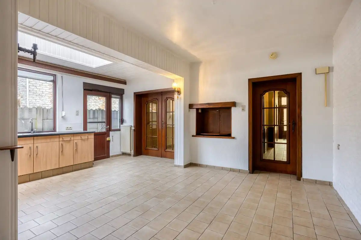 Charmante gezinswoning met 4 slaapkamers, knusse tuin en veel potentieel in het gezellige Vlijtingen, Riemst. foto 11