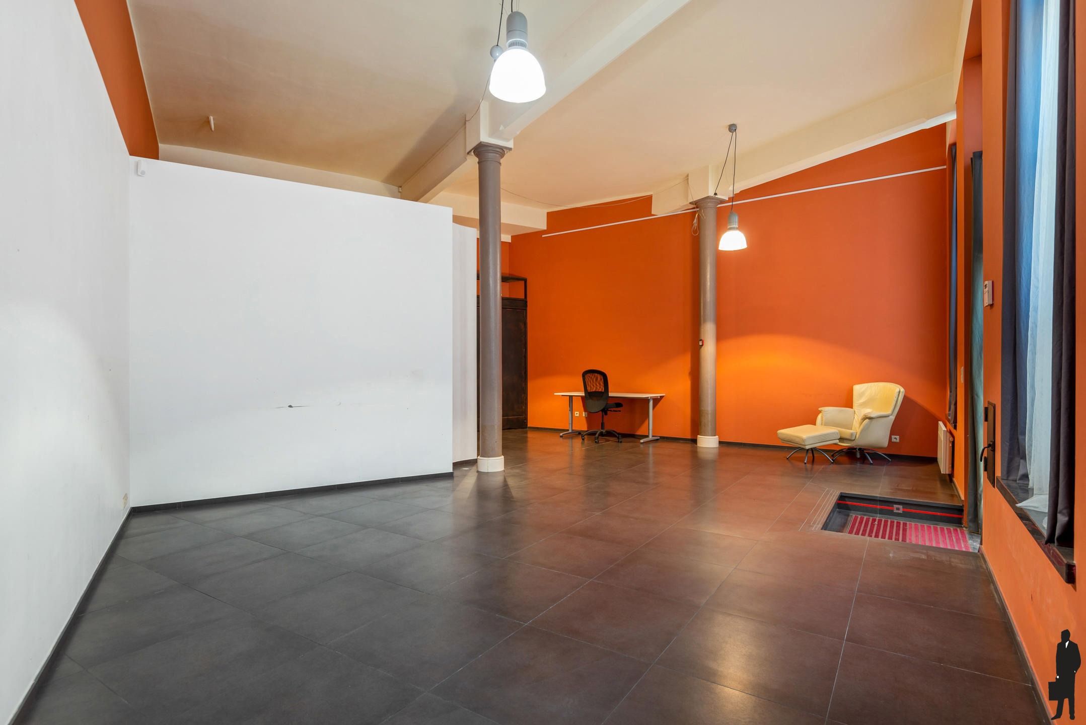 Gelijkvloerse polyvalente ruimte (winkel/kantoor) ca. 75m² foto 10