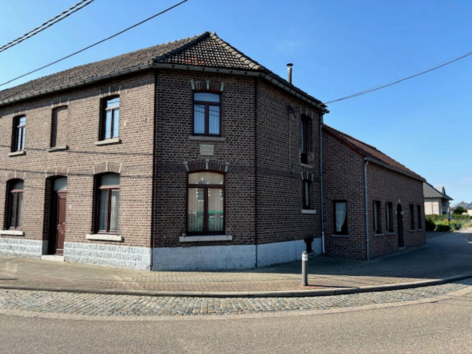 Twee woningen met feestzaal te Budingen (Zoutleeuw) foto 2