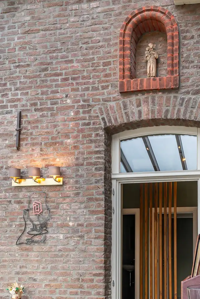Brasserie met B&B Sint Pieter in het hart van Rekem foto 15