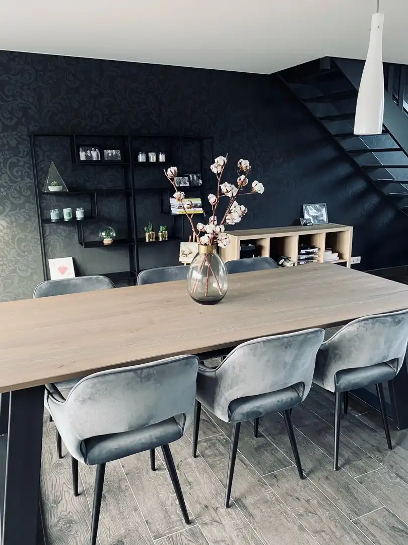 Ruim en lichtrijk duplex appartement met terras en garage te huur foto {{pictureIndex}}